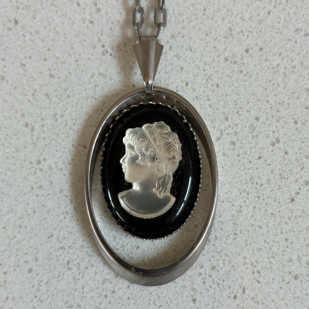 Vintage Black Cameo